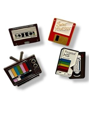 🎁4 80s Nostalgia Enamel Pins Retro Media Cassette VHS Polaroid TV Floppy Disk